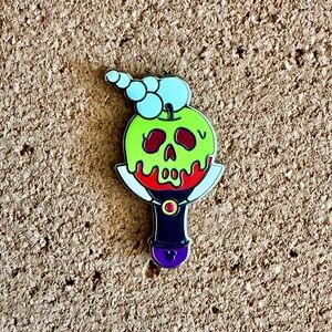 Disney World 2025 Wave B Hidden Disney Evil Queen Bubble Wand Pin (Chaser)
